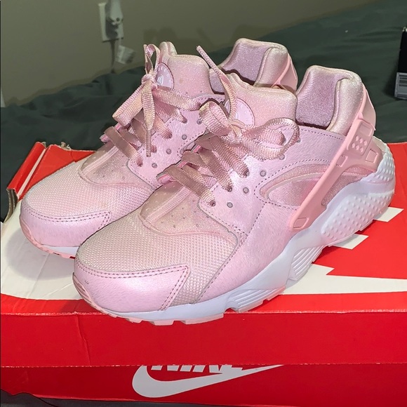 pink huaraches size 6